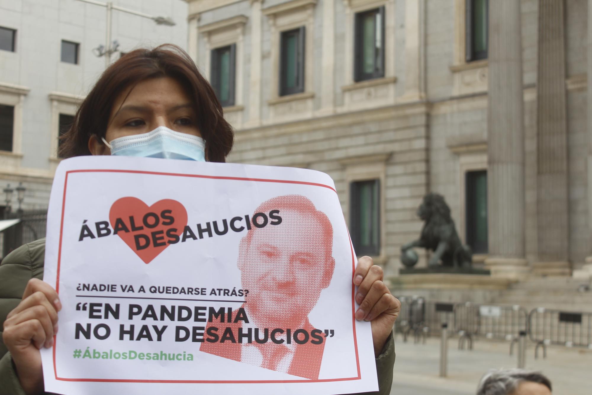 Colectivos vivienda contra Ábalos II